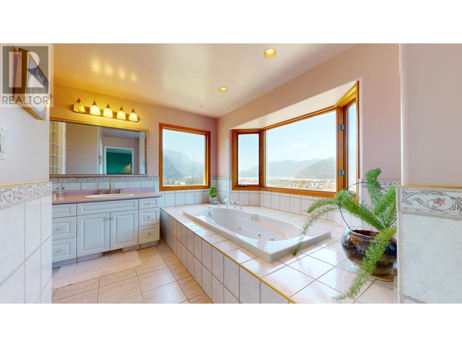 2009 Cliffside Lane Property Photo 23