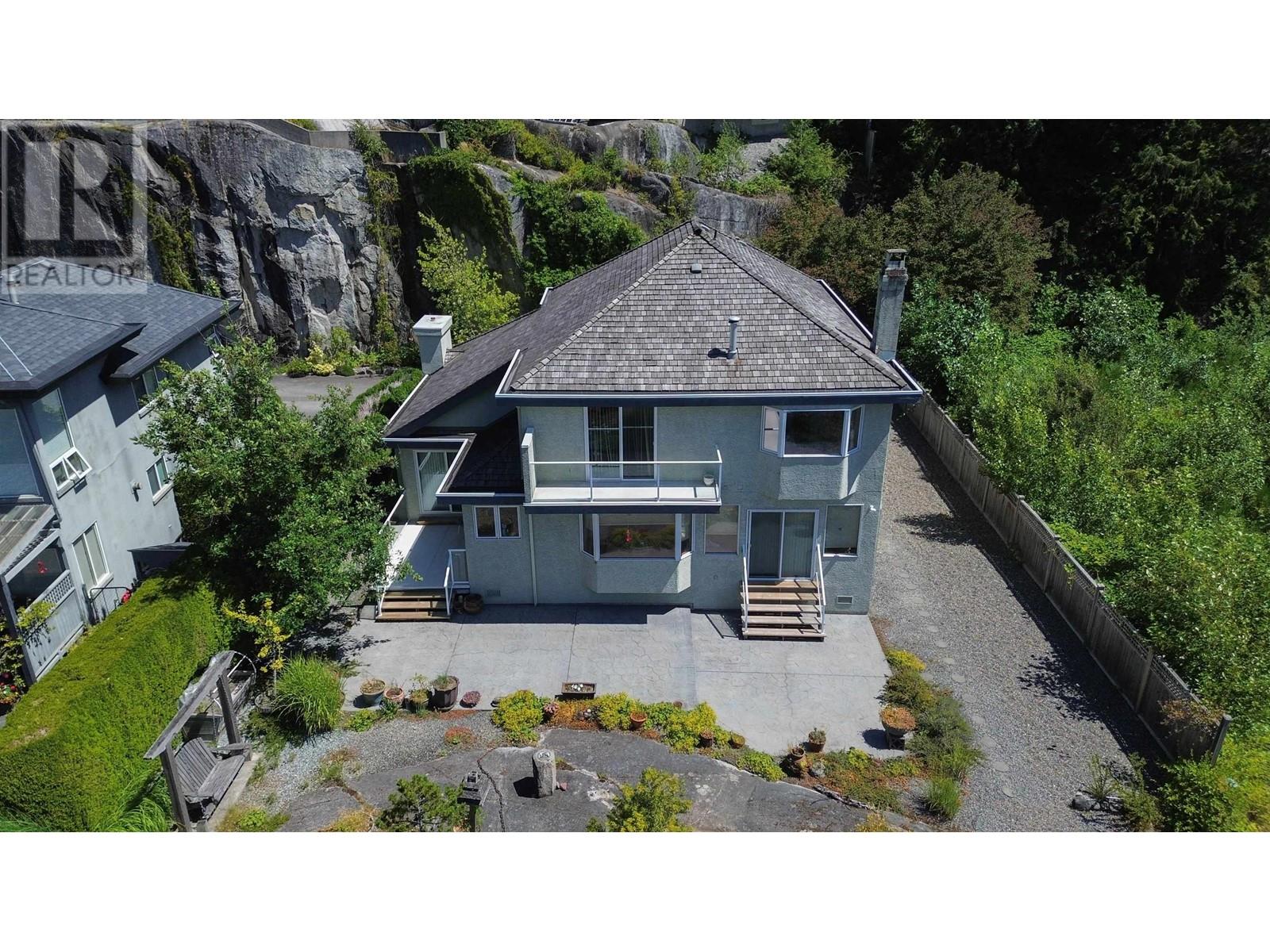 2009 Cliffside Lane Property Photo 37