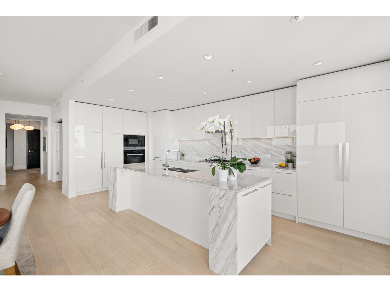 1601 1500 Martin Street Property Photo 13