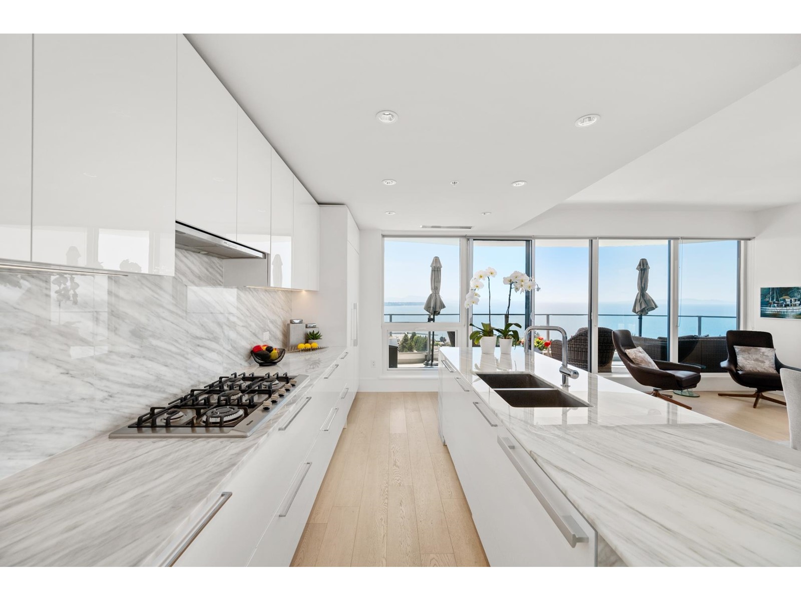 1601 1500 Martin Street Property Photo 15