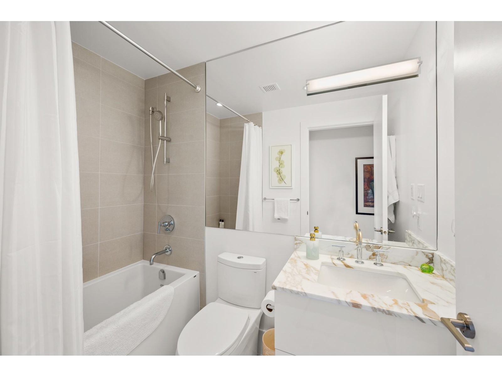 1601 1500 Martin Street Property Photo 22