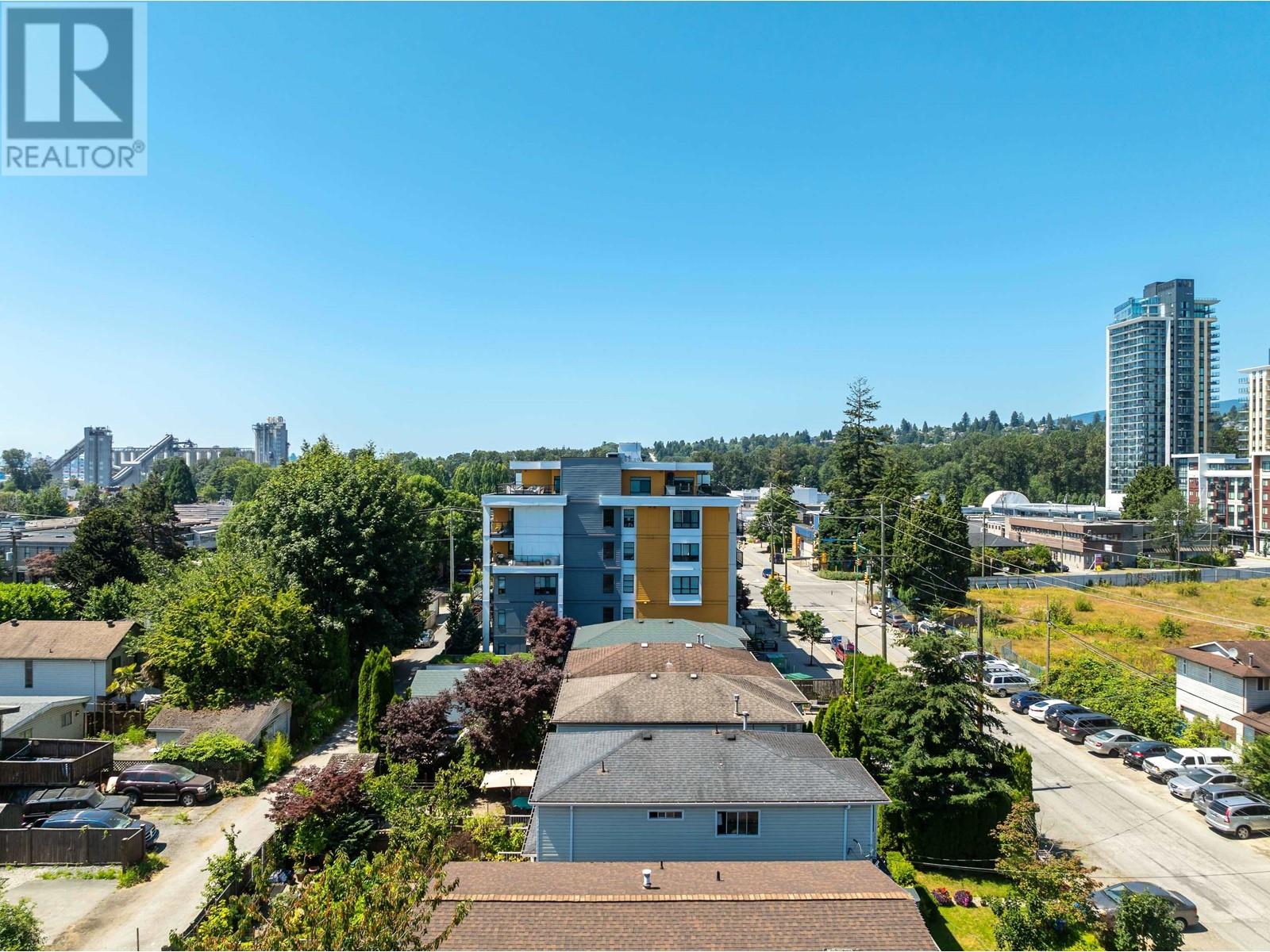 1547 Crown Street Property Photo 17