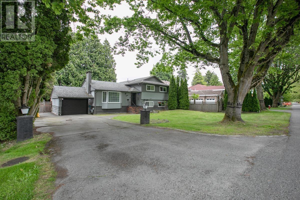 10231 Caithcart Road Property Photo 2