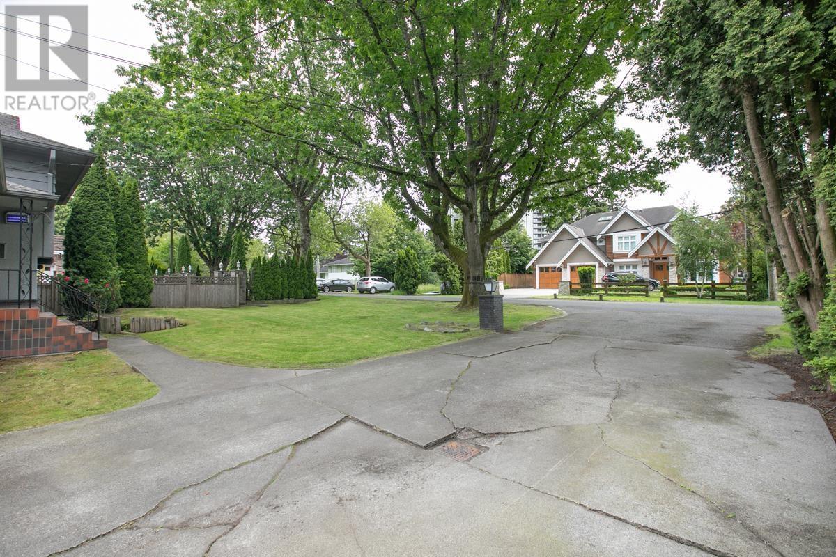 10231 Caithcart Road Property Photo 3