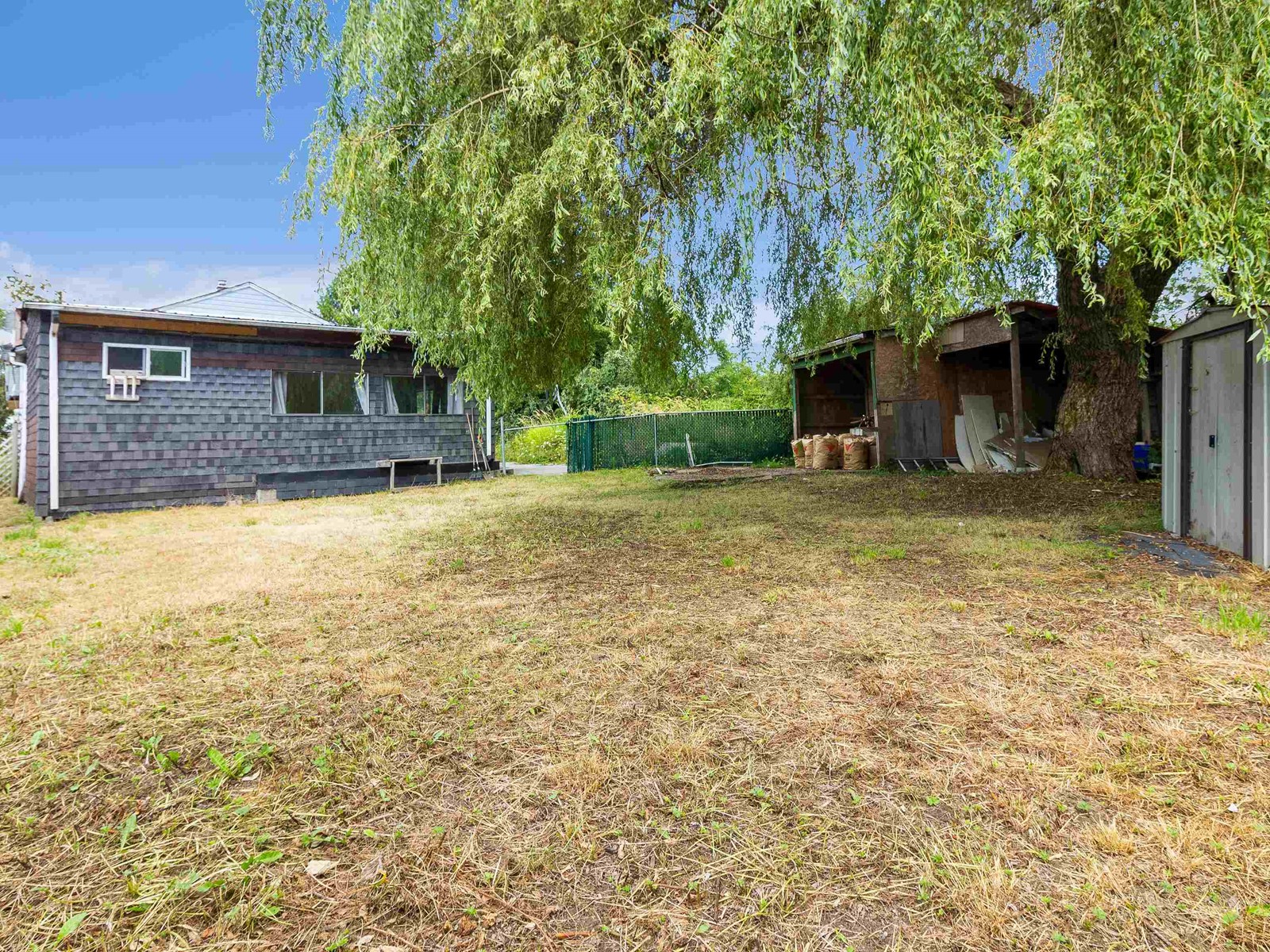 17464 58 Avenue Property Photo 22