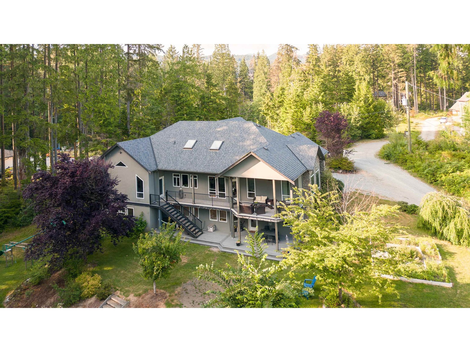 12668 Cathy Crescent Property Photo 25