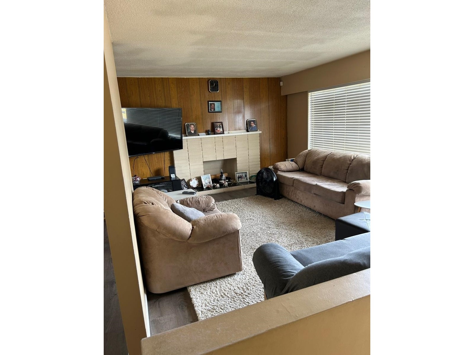 11380 140 Street Property Photo 4