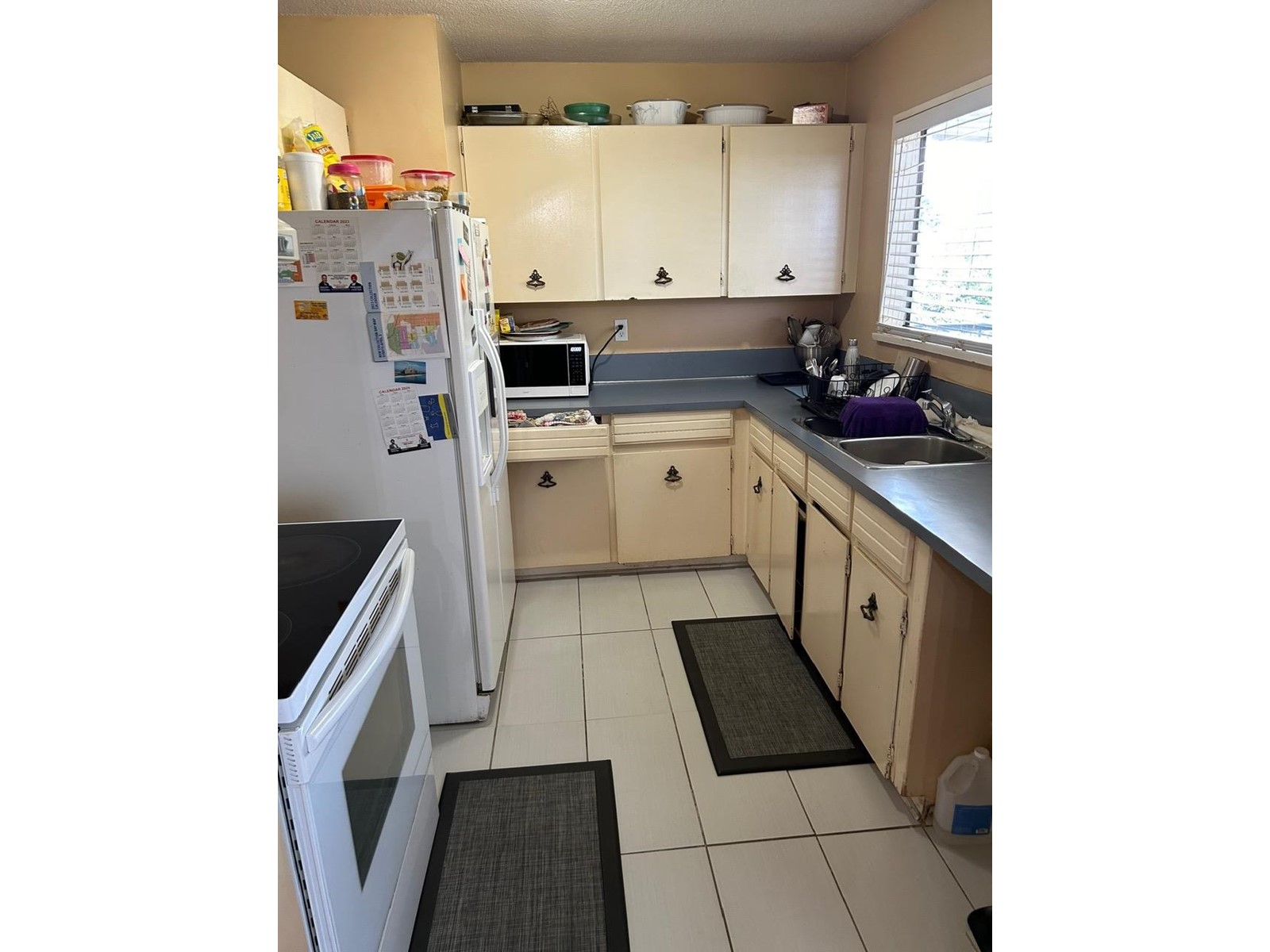 11380 140 Street Property Photo 7
