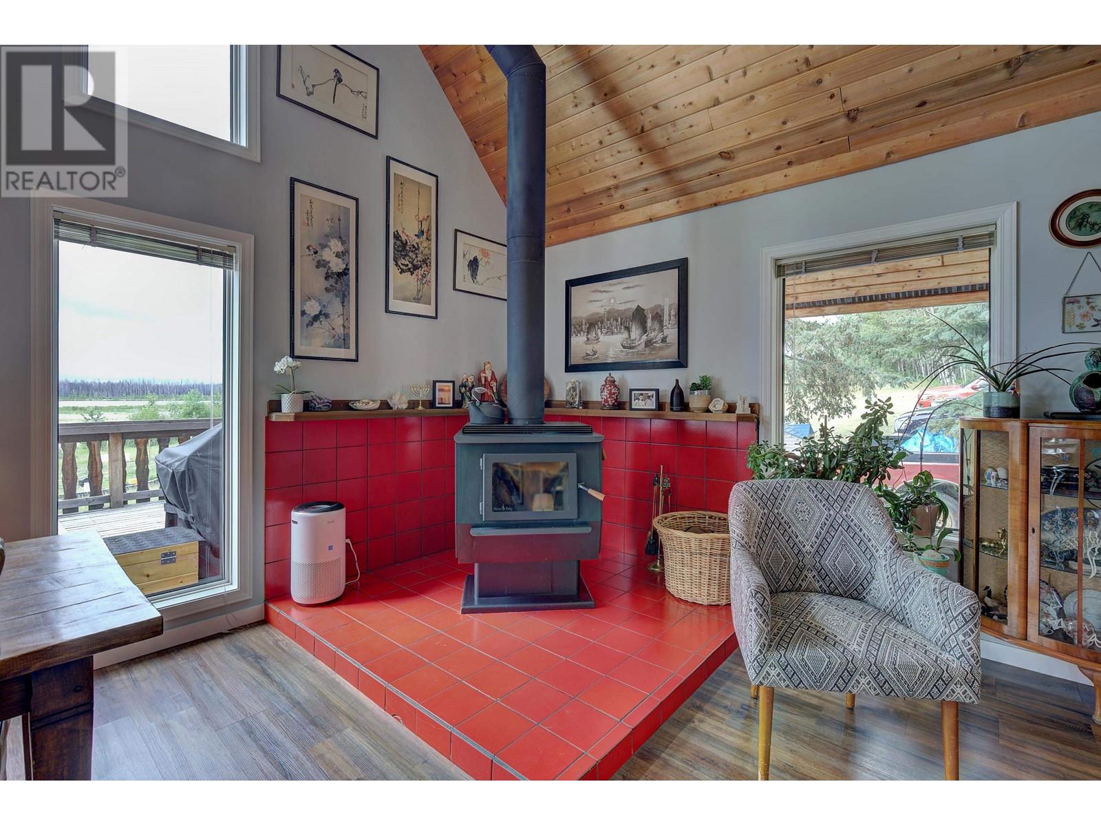 3888 Spokin Lake Road Property Photo 5