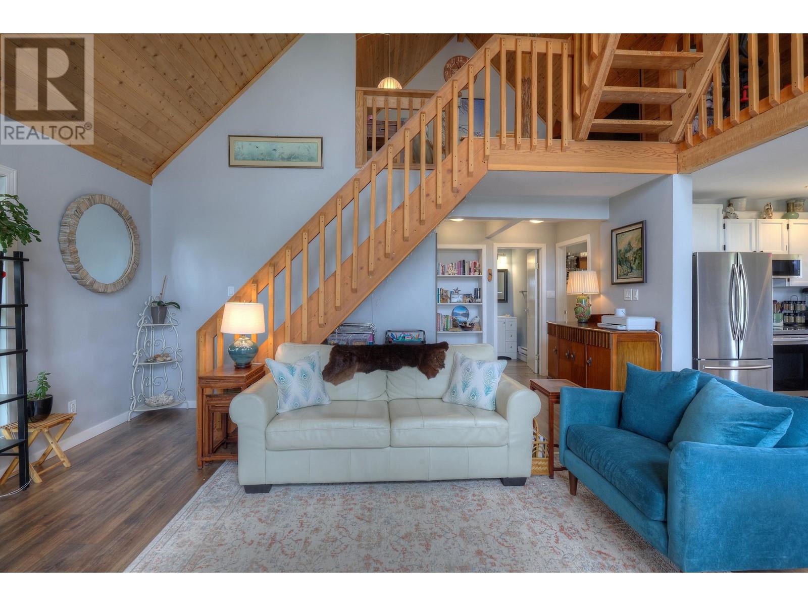 3888 Spokin Lake Road Property Photo 8