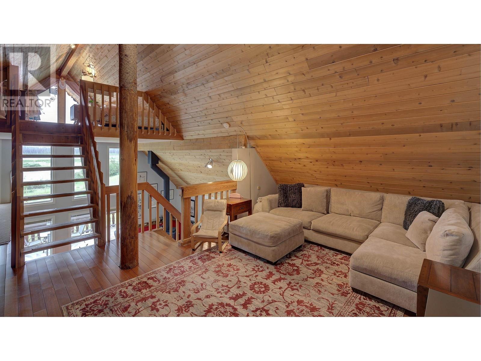 3888 Spokin Lake Road Property Photo 22