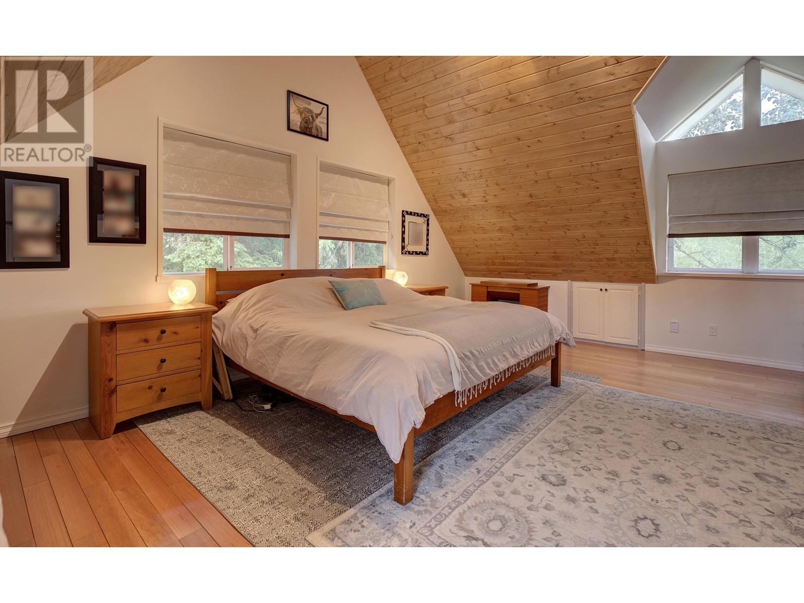 3888 Spokin Lake Road Property Photo 27