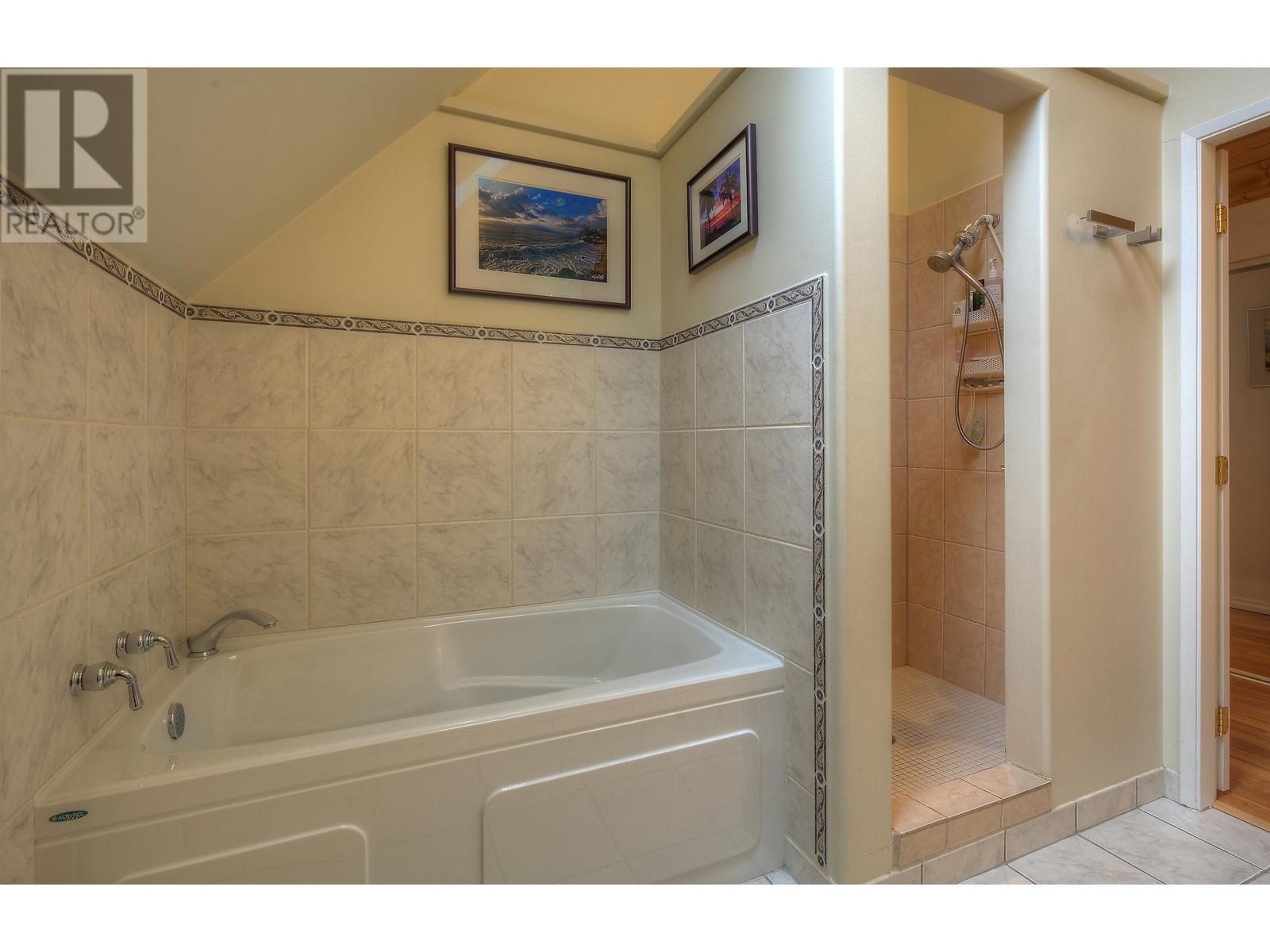 3888 Spokin Lake Road Property Photo 29