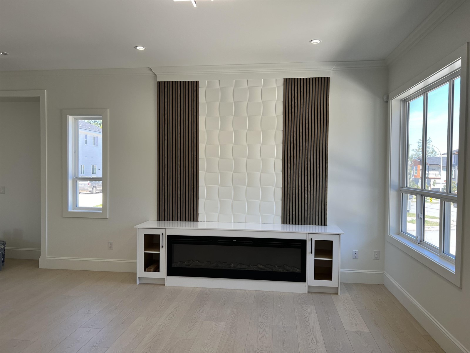 5949 142 Street Property Photo 6