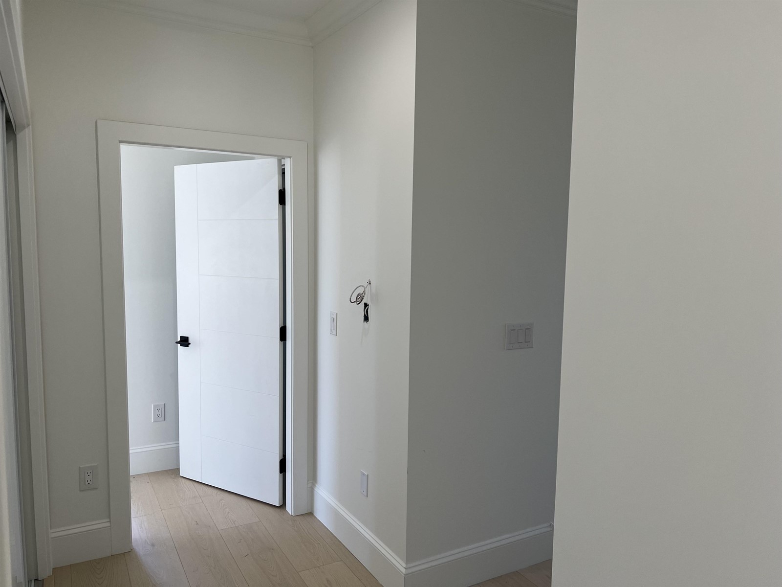 5949 142 Street Property Photo 25