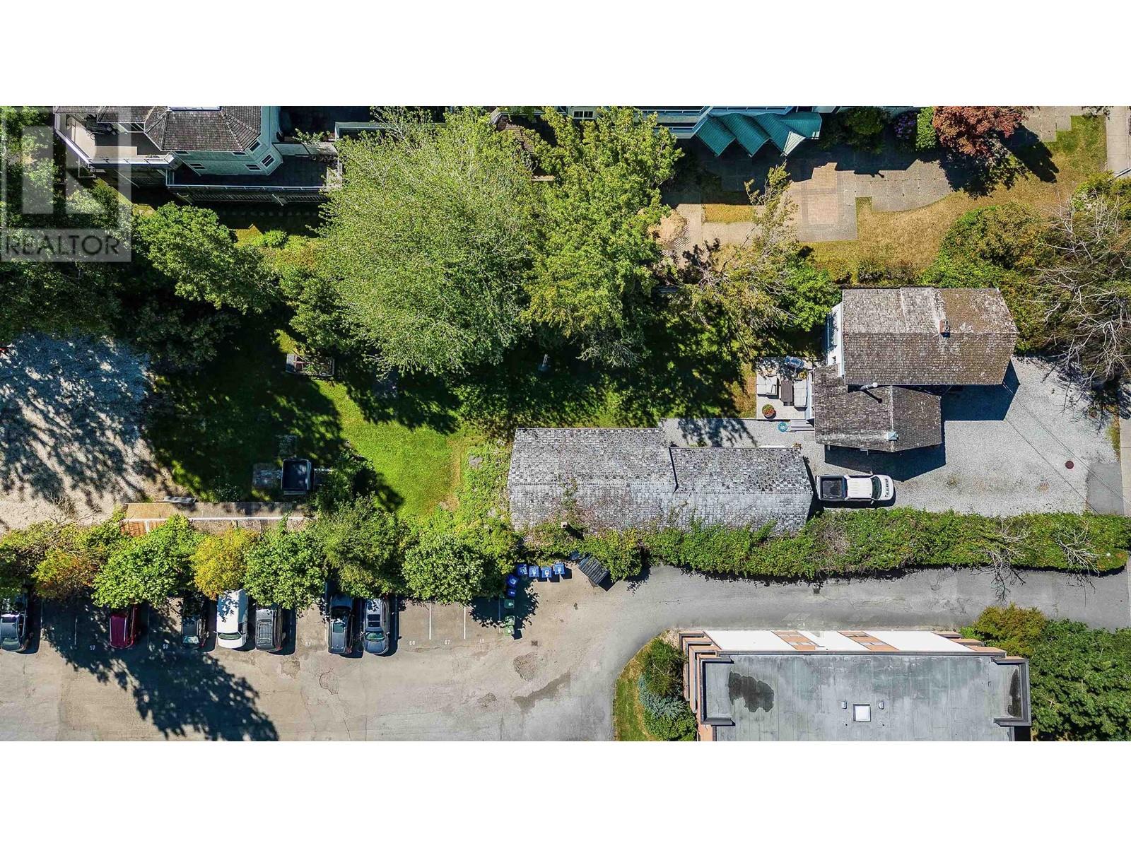 7640 Francis Road Property Photo 3