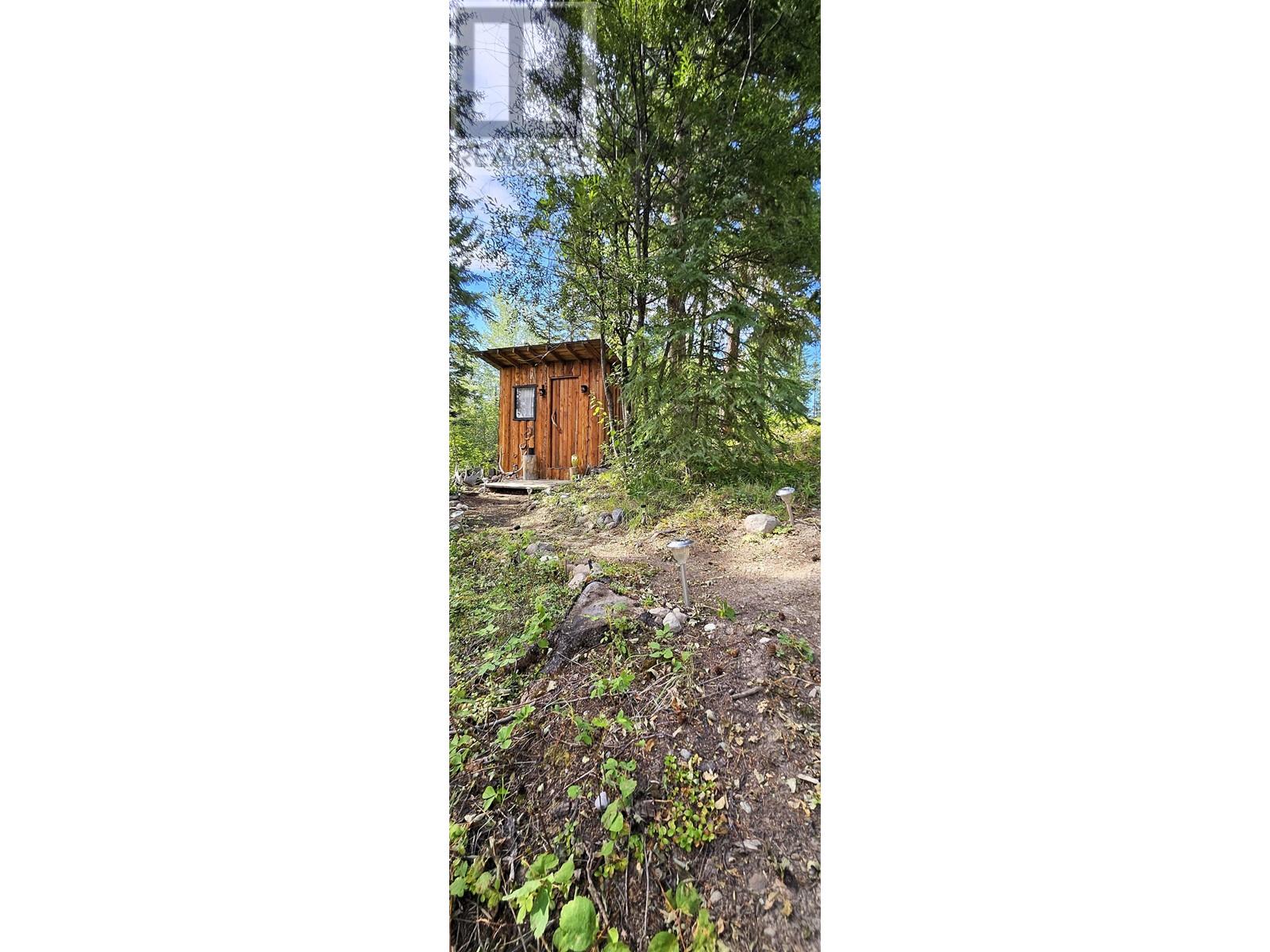 49490 Lloyd Drive Property Photo 12