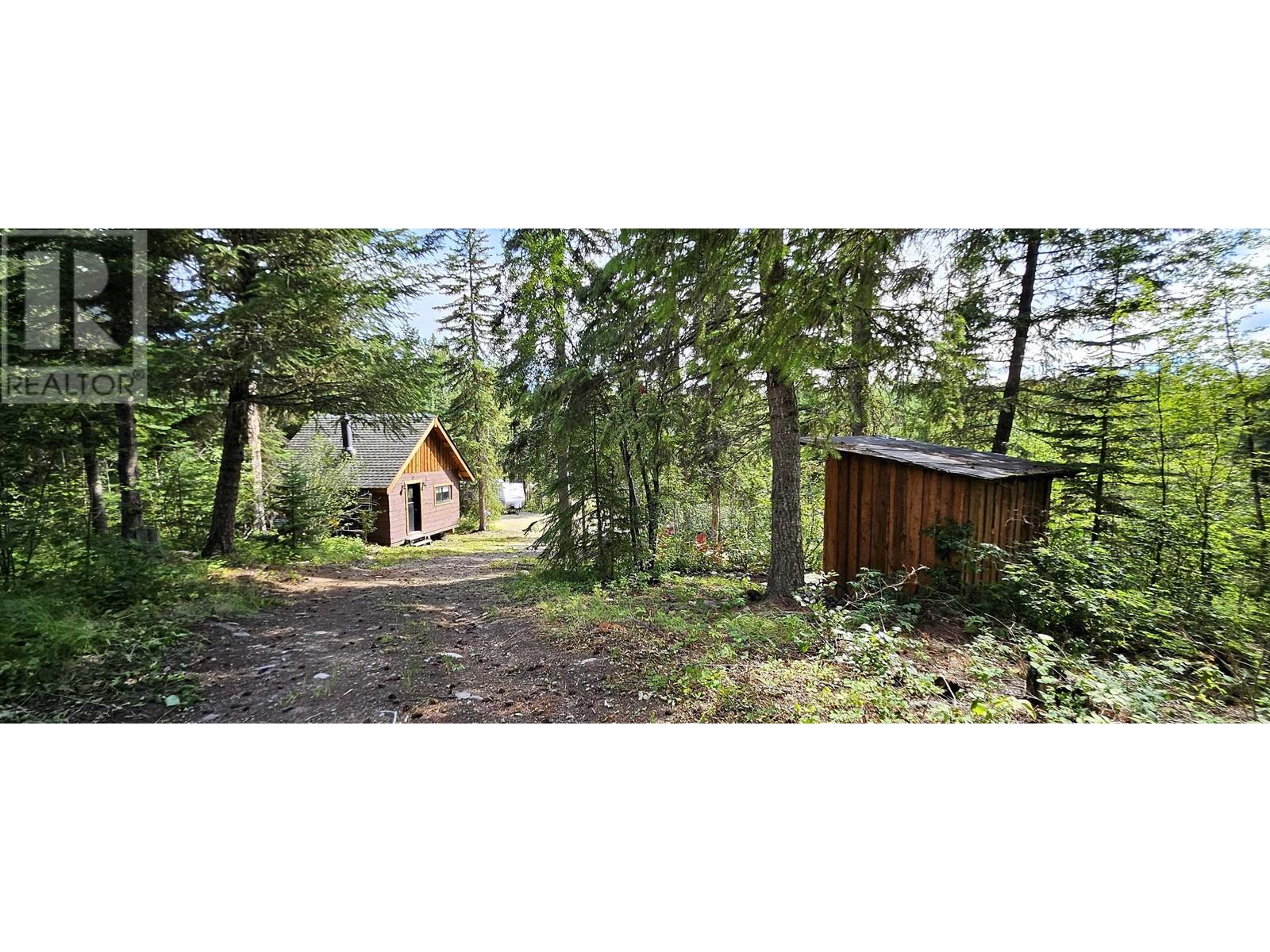 49490 Lloyd Drive Property Photo 17