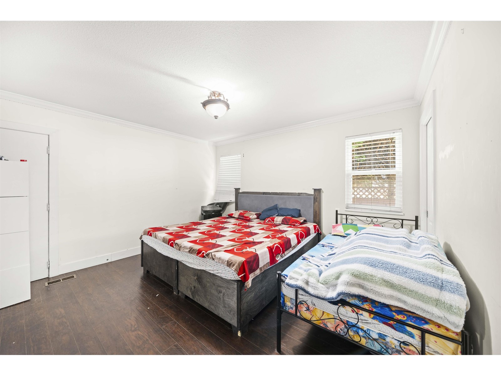 13032 61 Avenue Property Photo 16