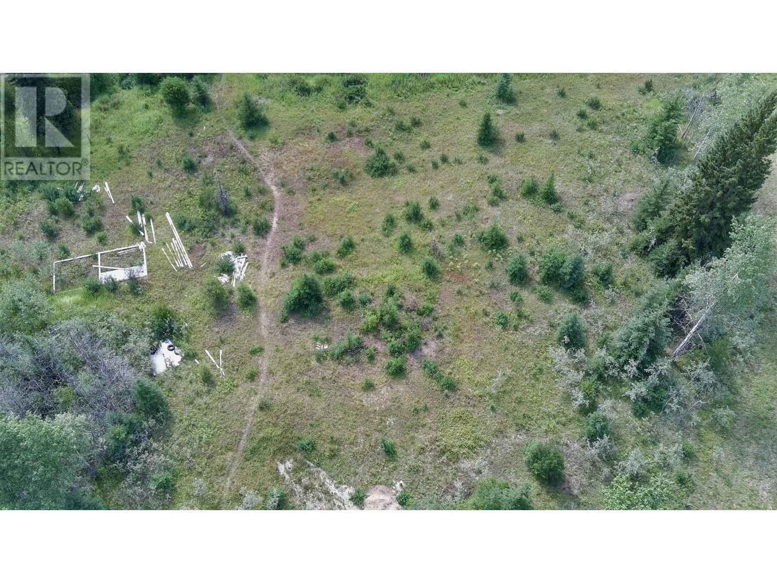 660 Sparks Road Property Photo 4
