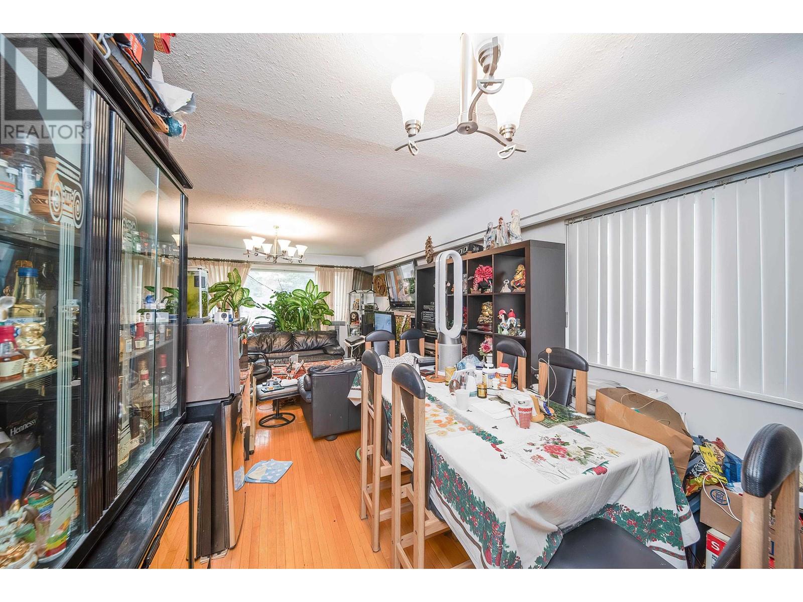 6527 Tyne Street Property Photo 10