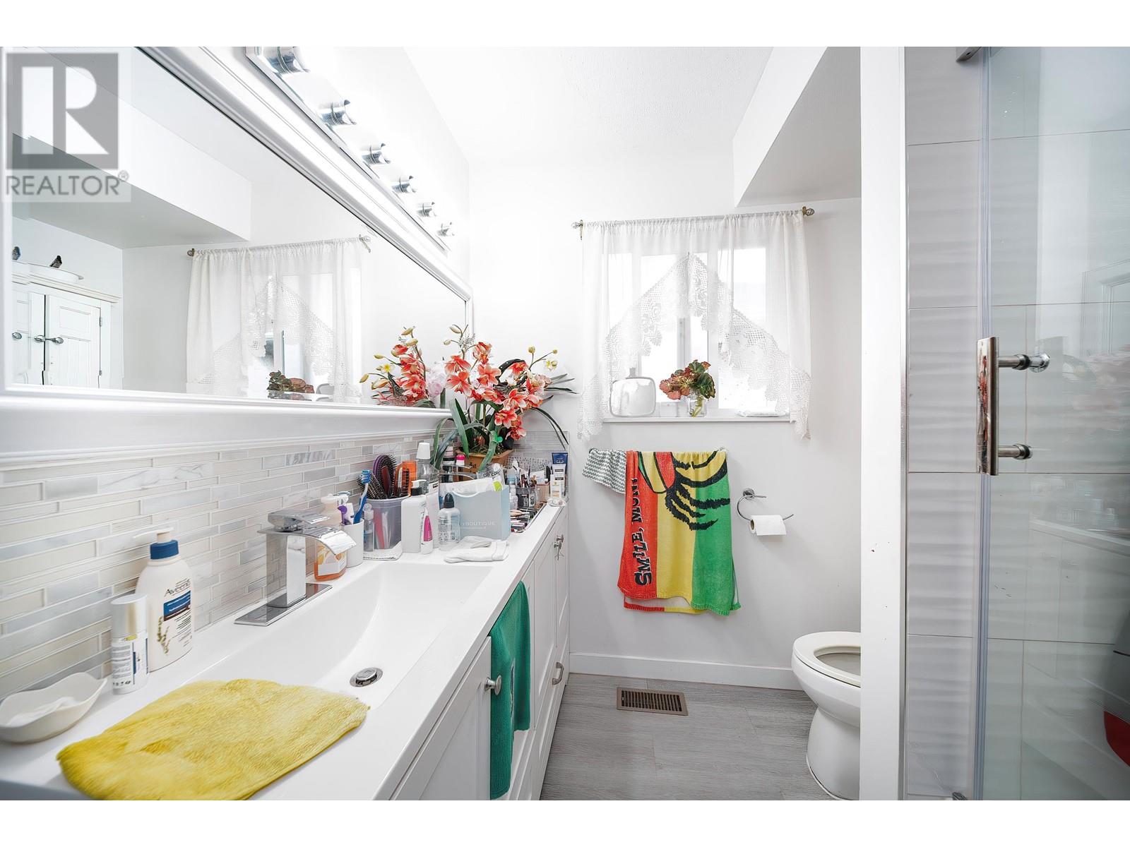 6527 Tyne Street Property Photo 15