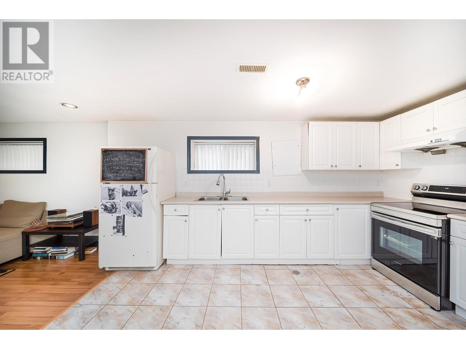 6527 Tyne Street Property Photo 18
