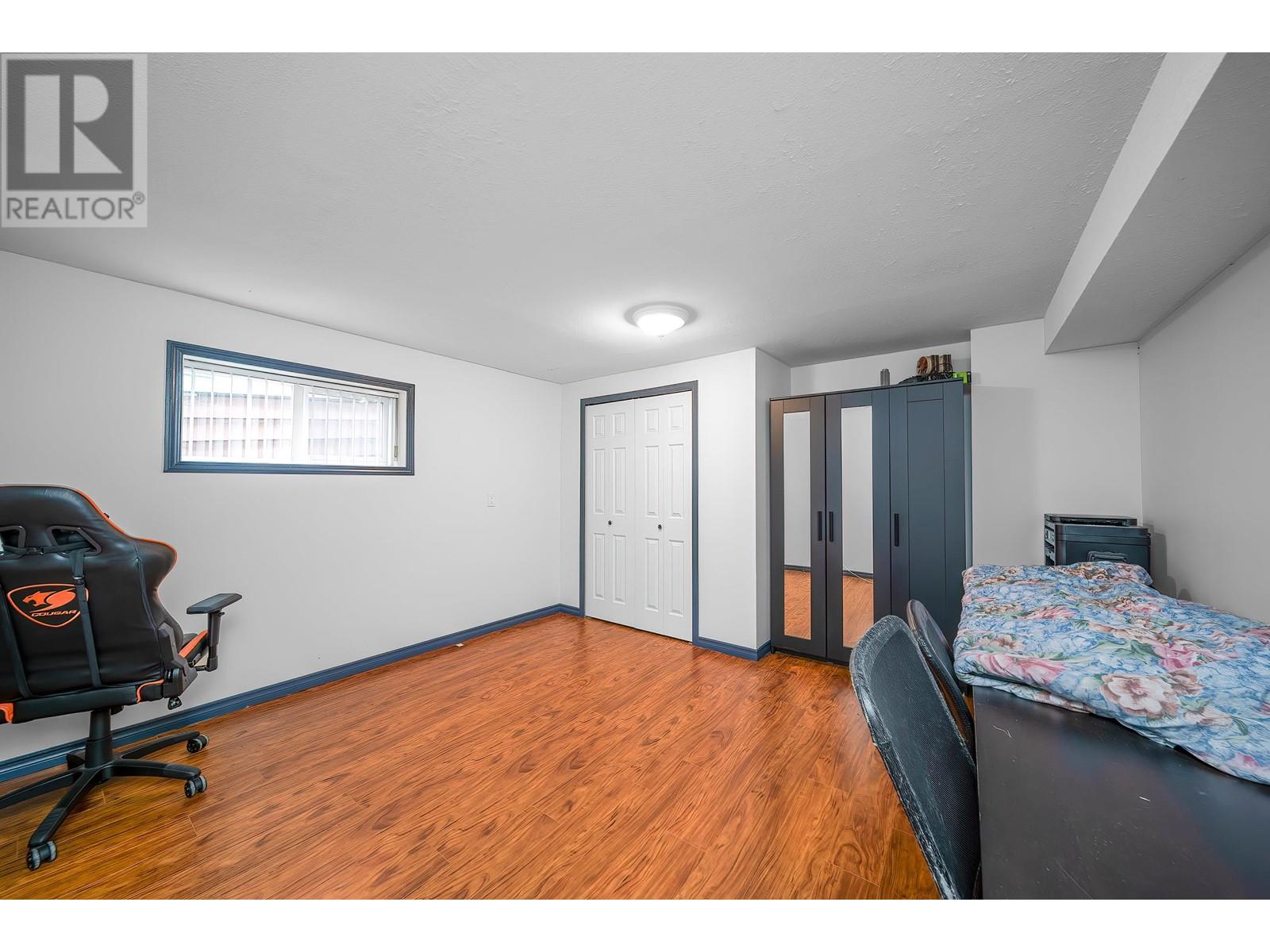 6527 Tyne Street Property Photo 24