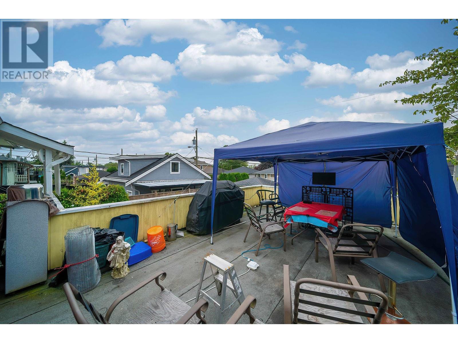 6527 Tyne Street Property Photo 25
