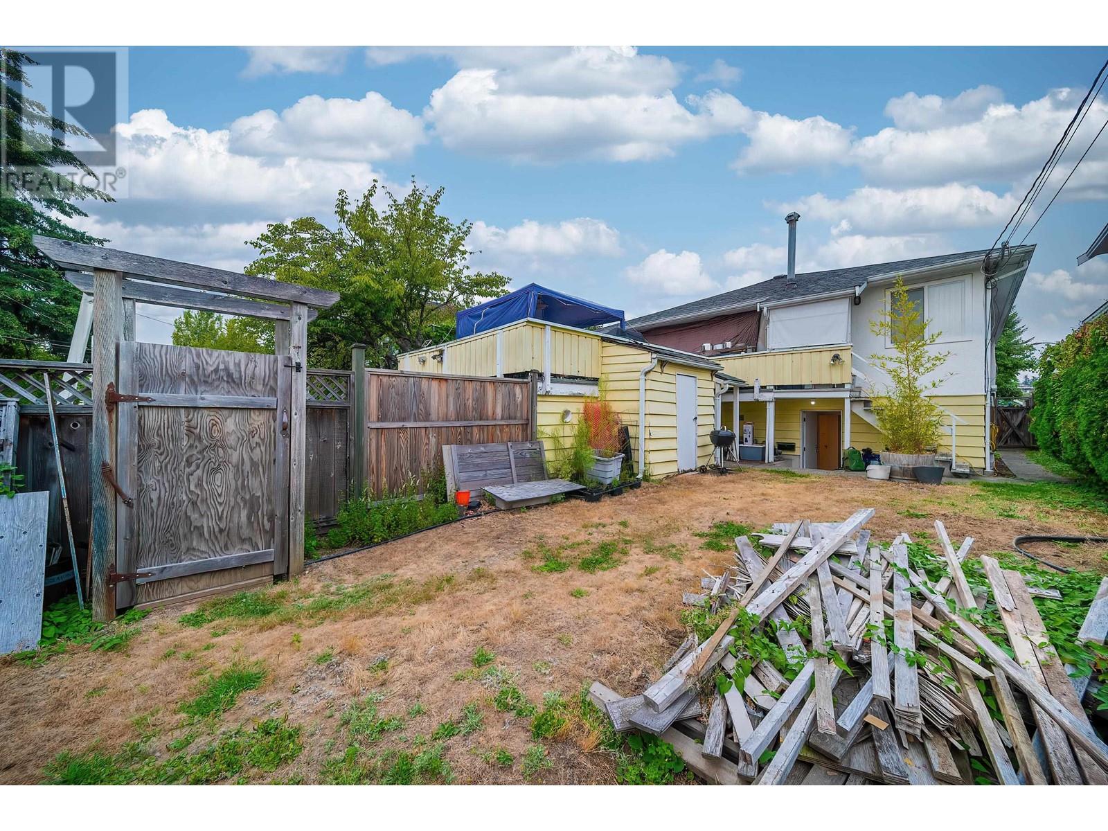 6527 Tyne Street Property Photo 30
