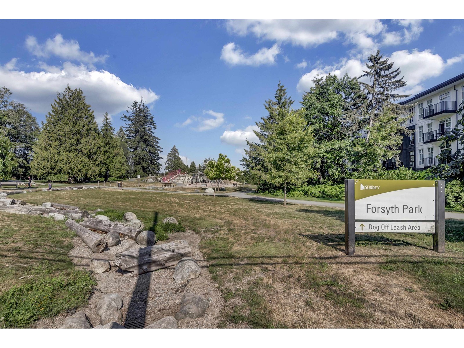 10650 138 Street Property Photo 4