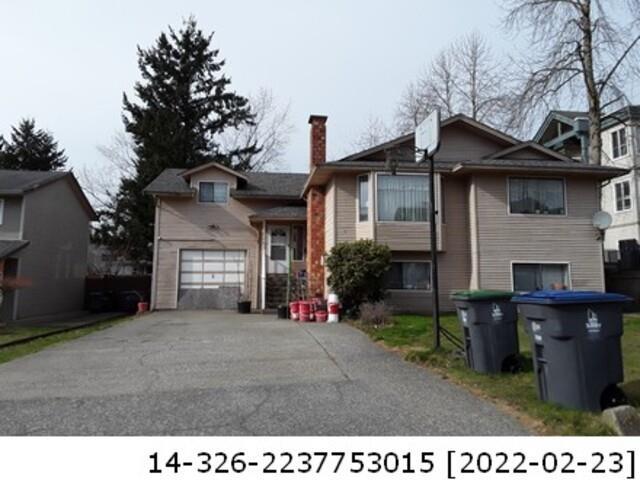 10661 138a Street Property Photo 1