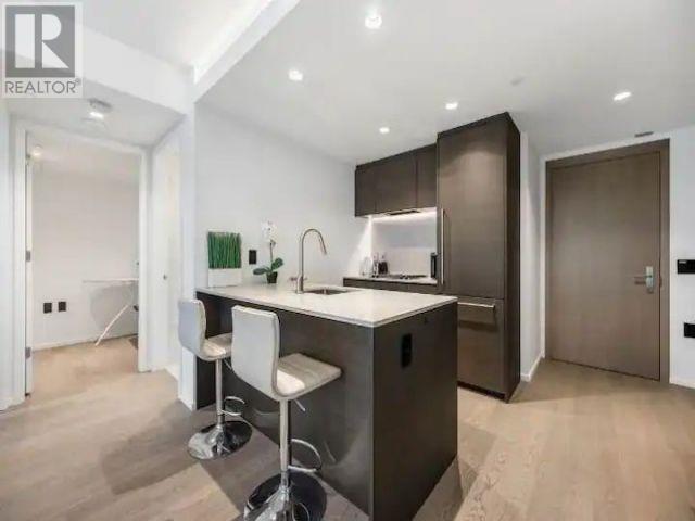 1504 1408 Robson Street Property Photo 5