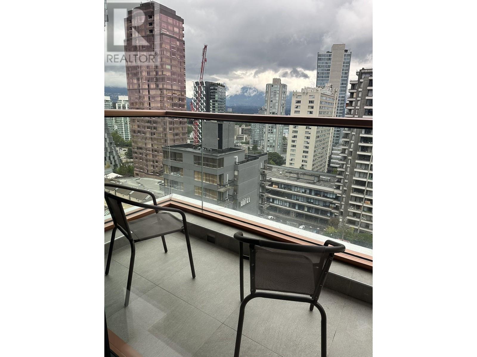 1504 1408 Robson Street Property Photo 12