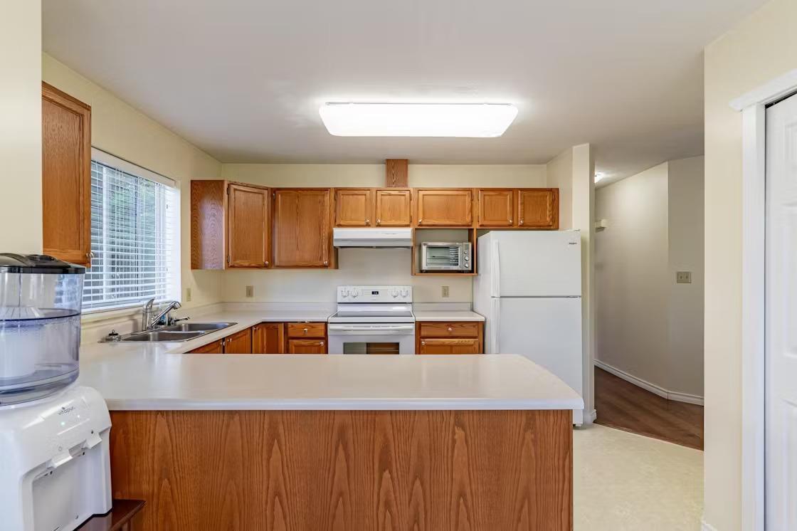 115 6841 138 St Property Photo 7