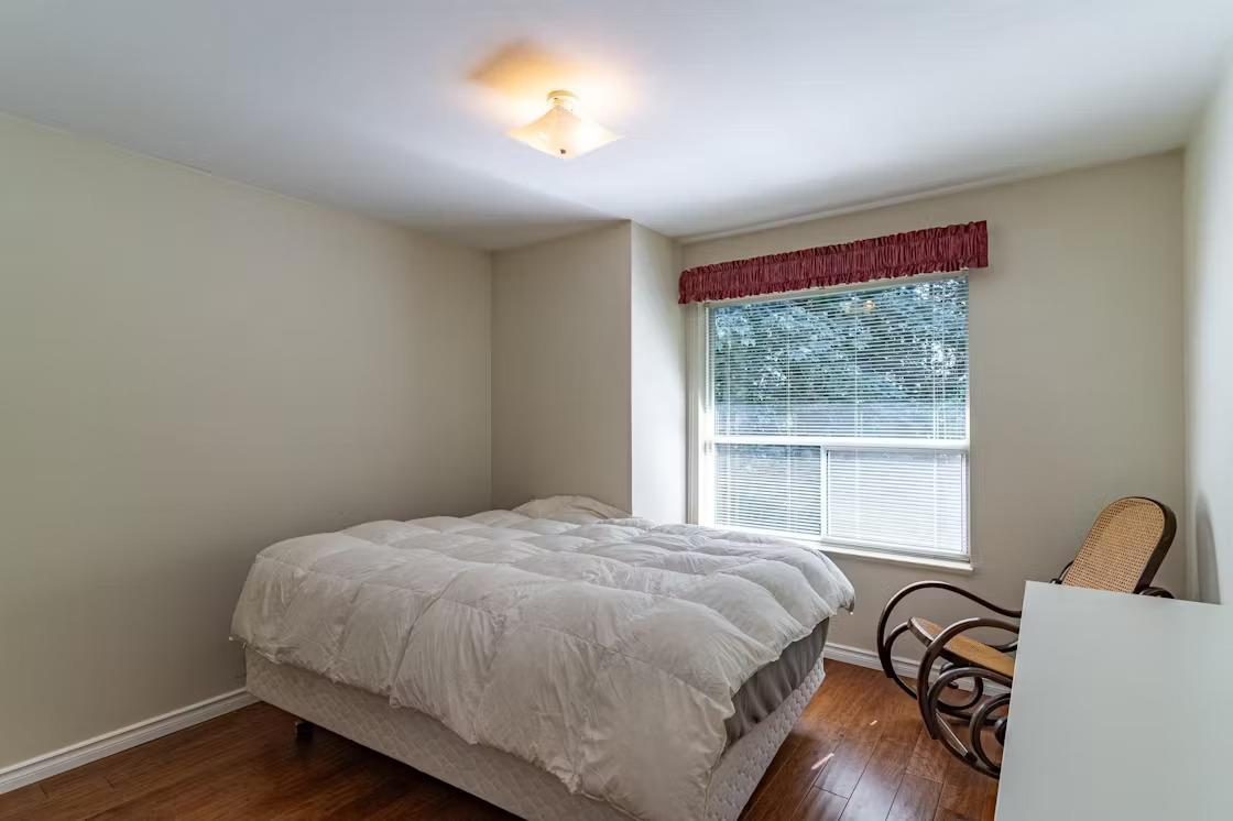 115 6841 138 St Property Photo 8