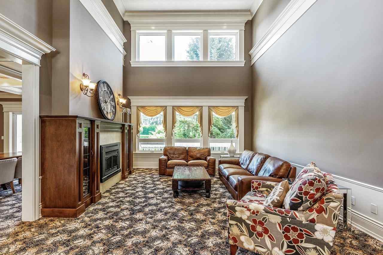 13356 26 Avenue Property Photo 6