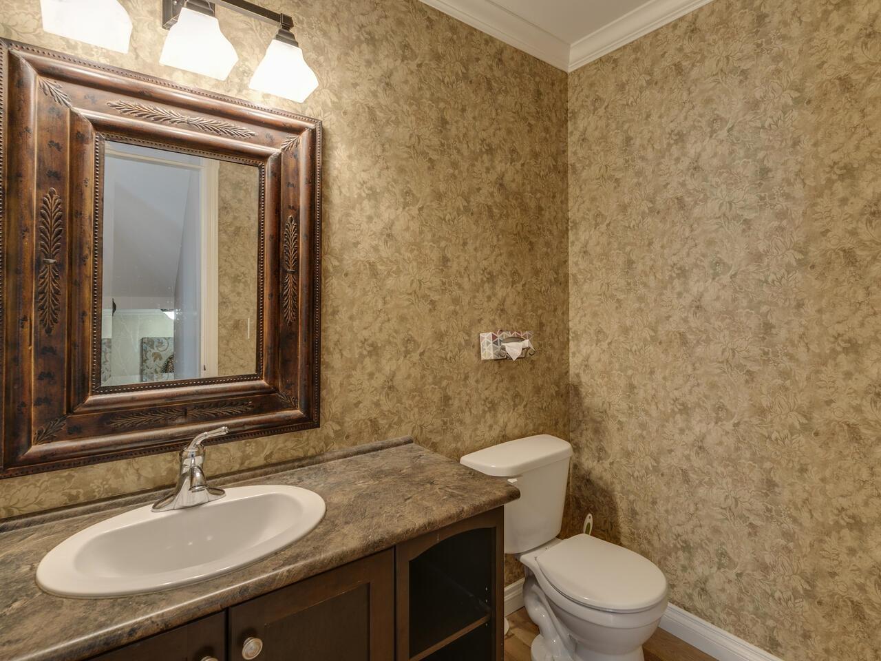 27 33925 Araki Court Property Photo 12