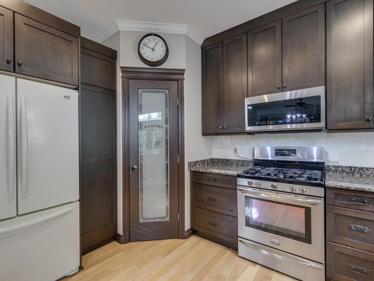 27 33925 Araki Court Property Photo 14