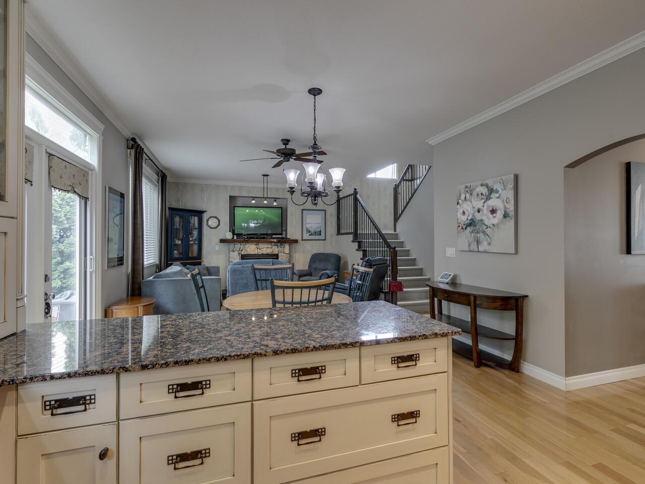 27 33925 Araki Court Property Photo 16