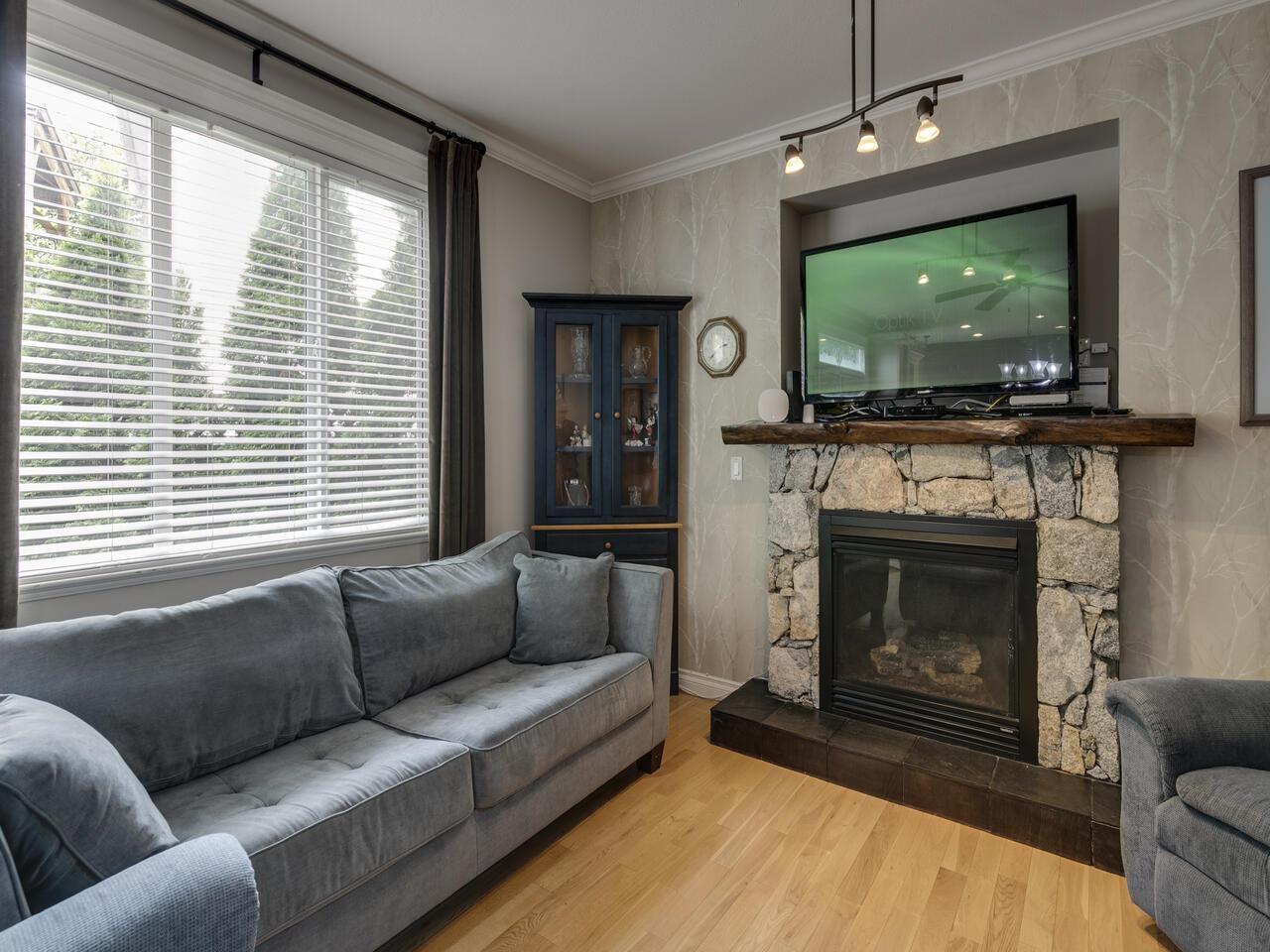 27 33925 Araki Court Property Photo 23