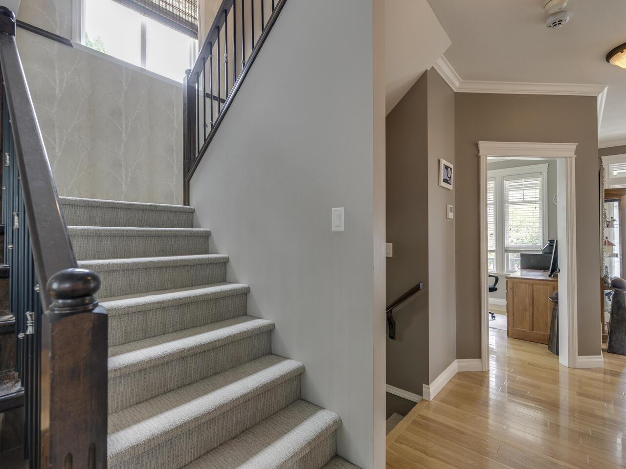 27 33925 Araki Court Property Photo 26