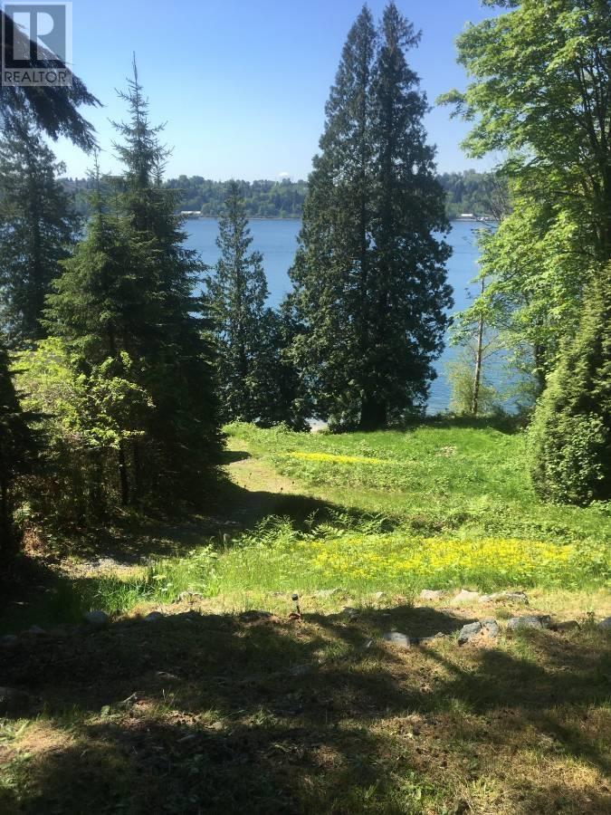 Garden-3707 Dollarton Highway Property Photo 1