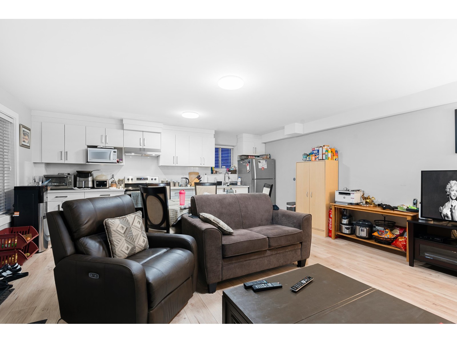 11586 84b Avenue Property Photo 24