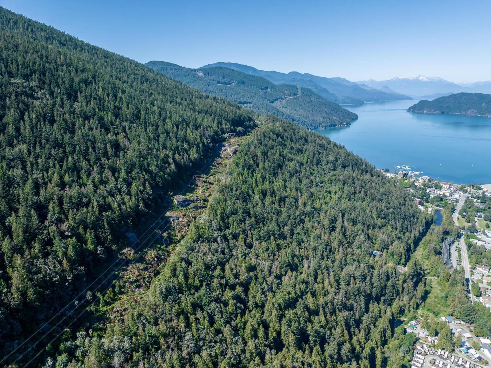 515 Mccombs Drive, Harrison Hot Springs Property Photo 22