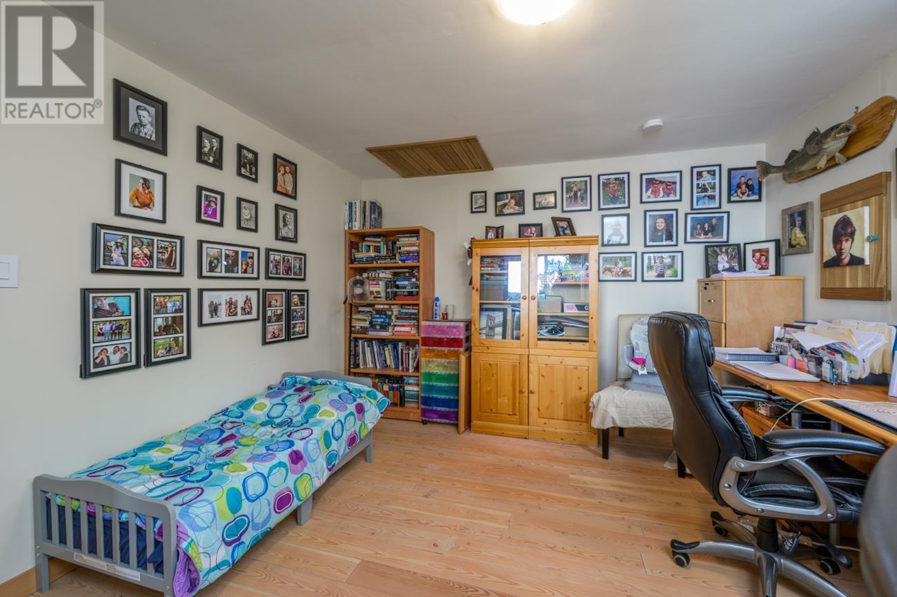 51795 Guest Road Property Photo 4