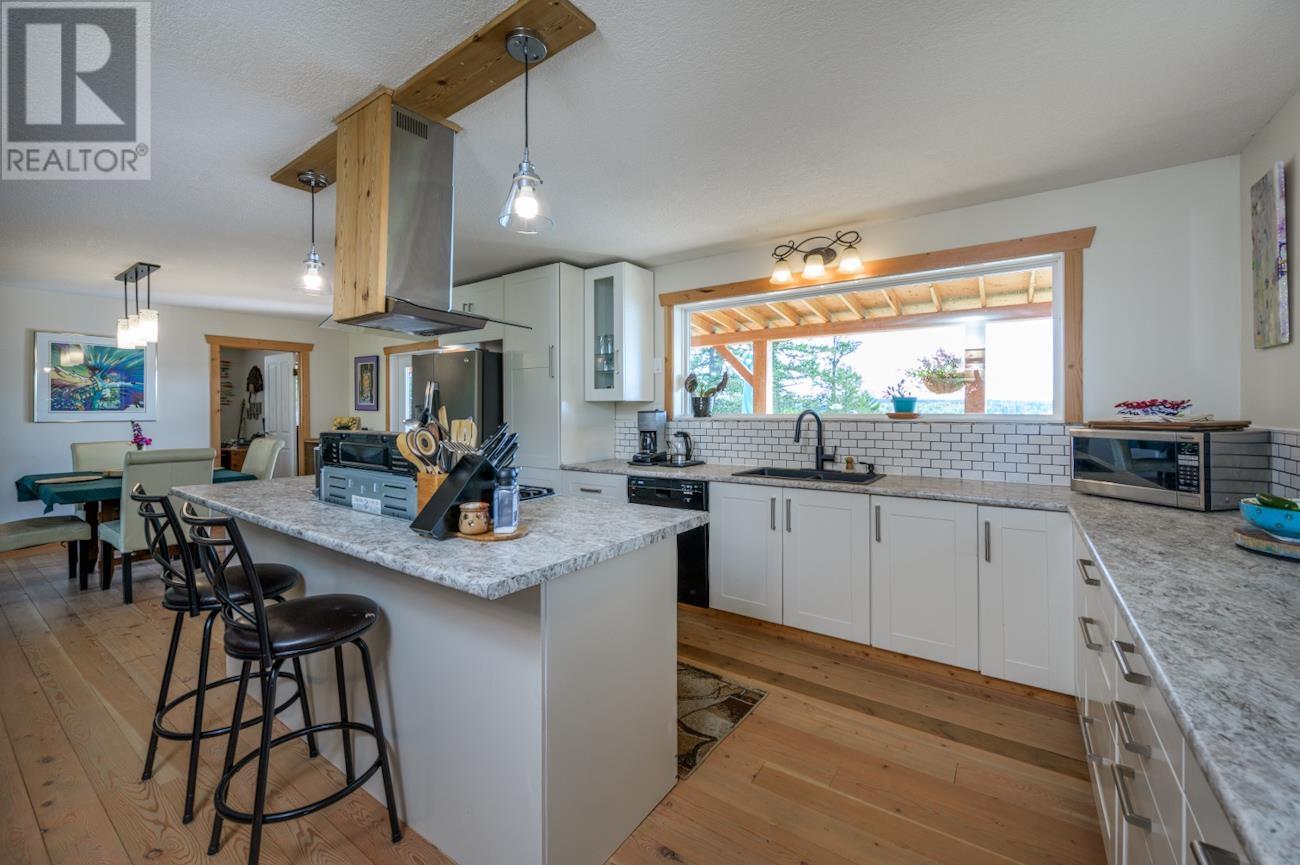 51795 Guest Road Property Photo 9