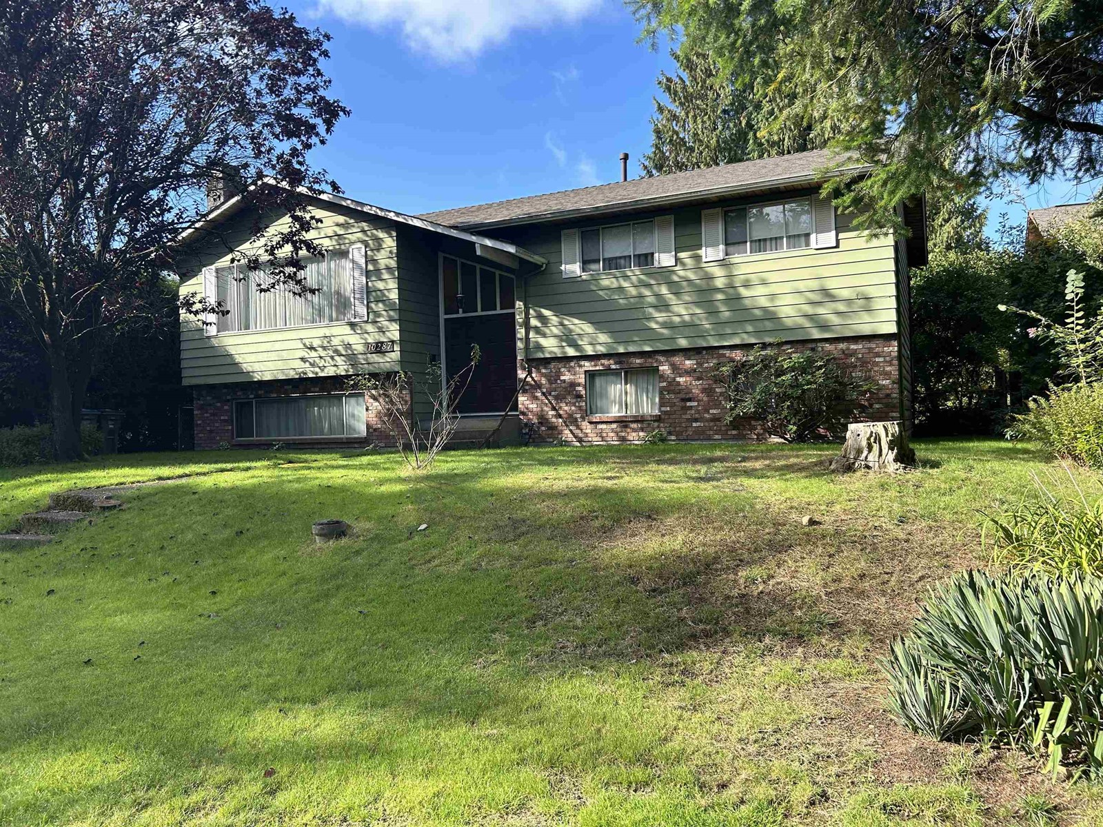 10287 144A STREET Property Photo 1
