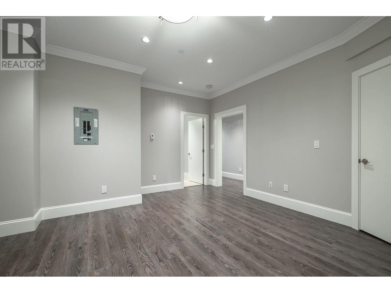 2567 Lawson Avenue Property Photo 37