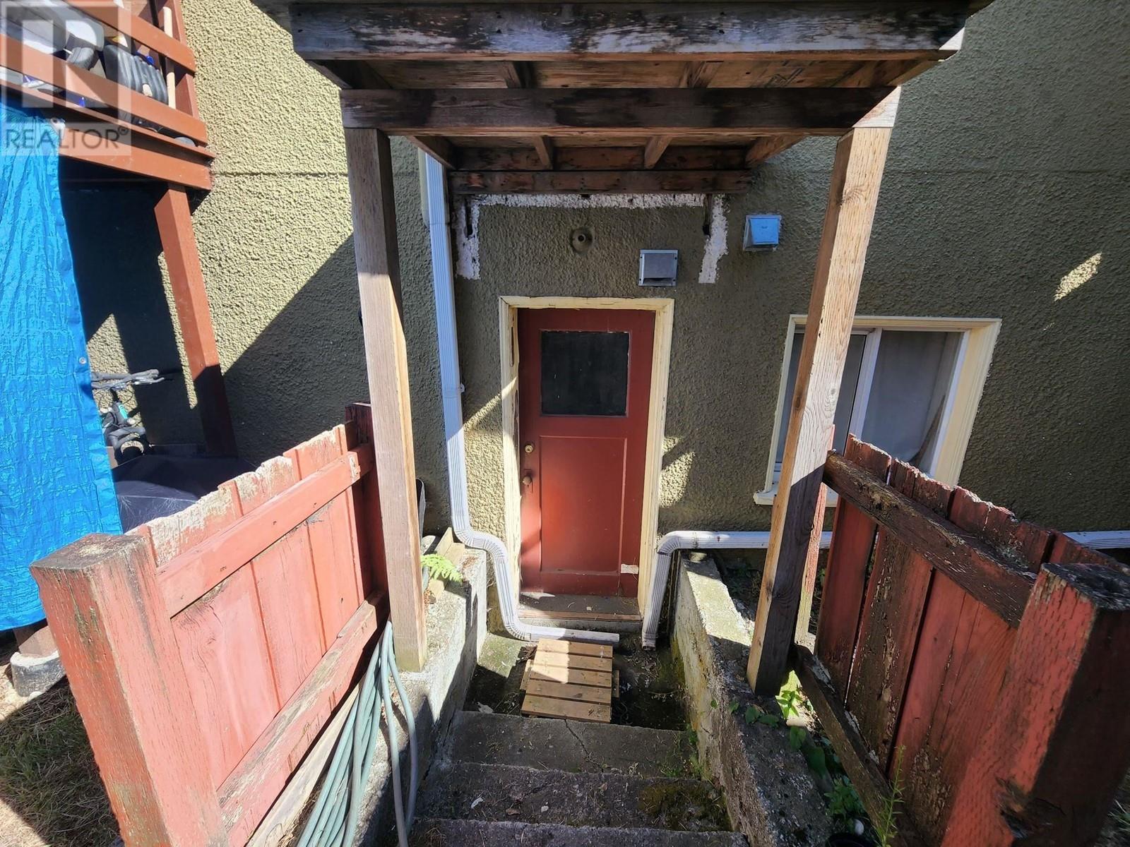 1121 Hamilton Street Property Photo 9